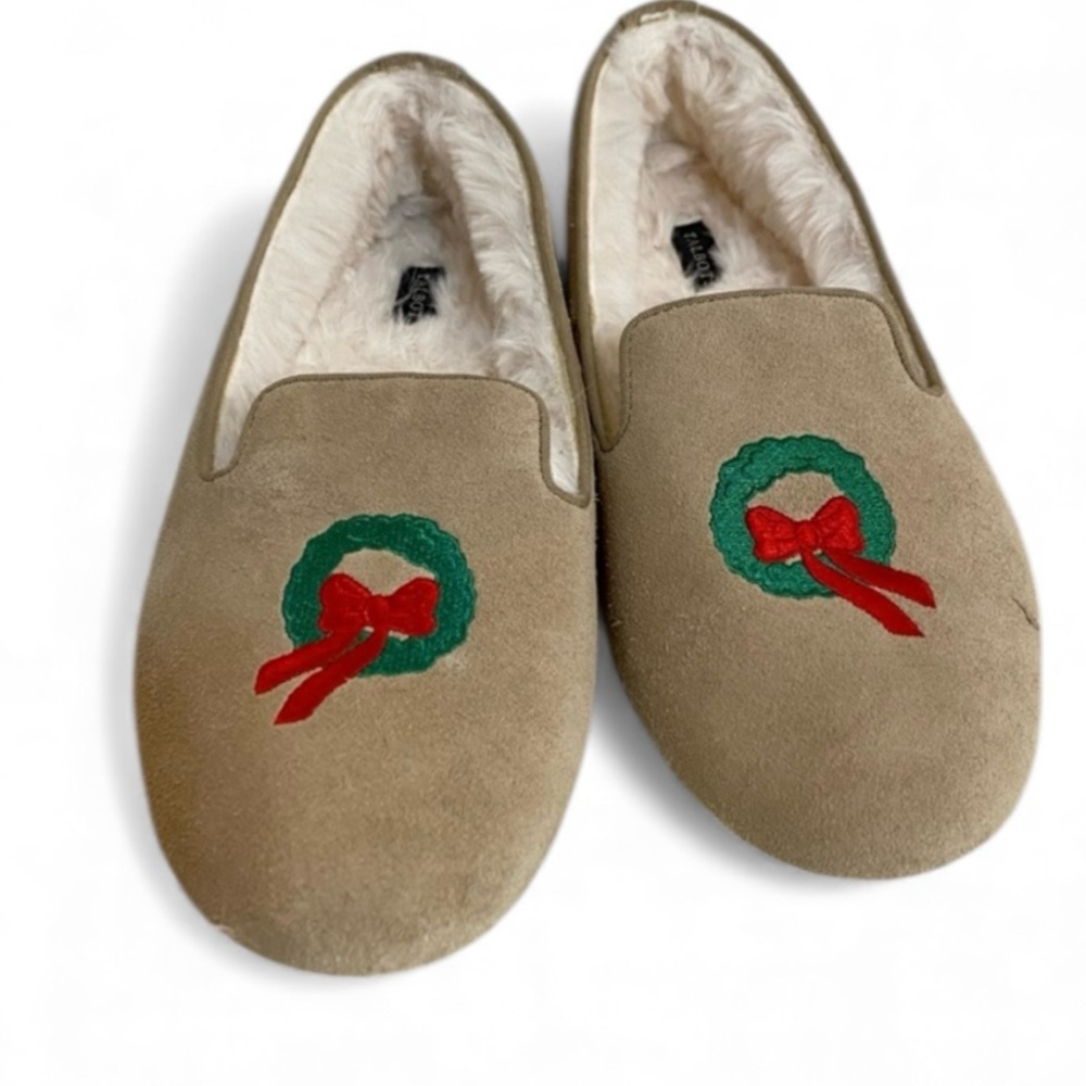 Talbots Christmas Wreath House Shoes